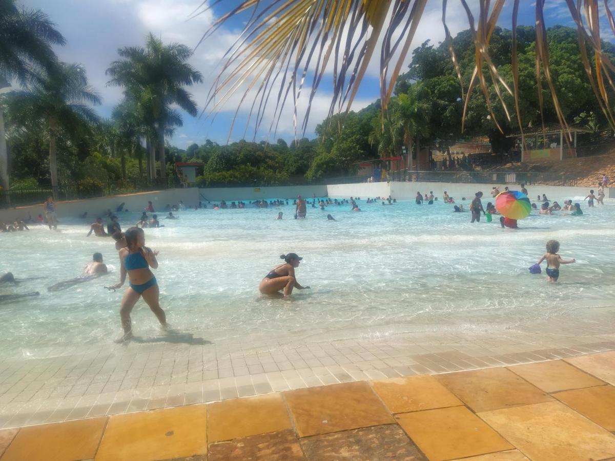 Spazzio Diroma Acqua E Splash Caldas Novas, Gratis Park Hotel 4*