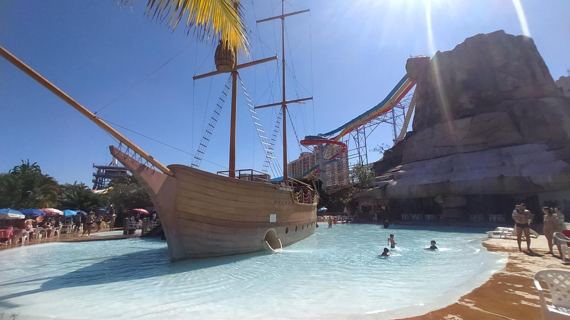 Spazzio Diroma Acqua E Splash Caldas Novas, Gratis Park Hotel 4*